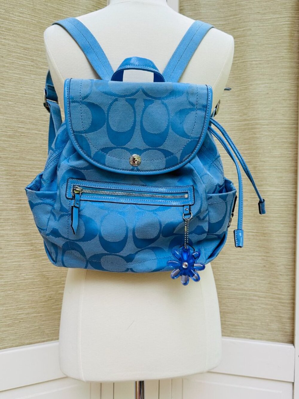 Coach Kyra Daisy Signature Backpack Blue Jacquard Flower Charm F16556 Rare Y2K - Picture 3 of 16